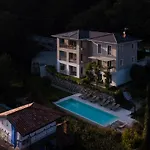La Mascarana *
