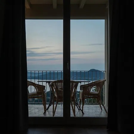 La Mascarana Апартаменты *