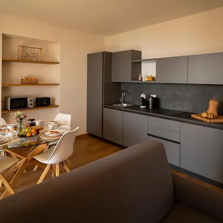 La Mascarana Апартаменты